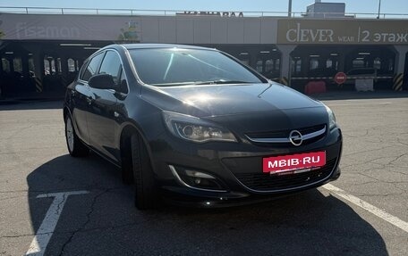 Opel Astra J, 2013 год, 931 500 рублей, 5 фотография
