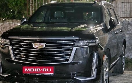 Cadillac Escalade V, 2023 год, 11 000 000 рублей, 18 фотография