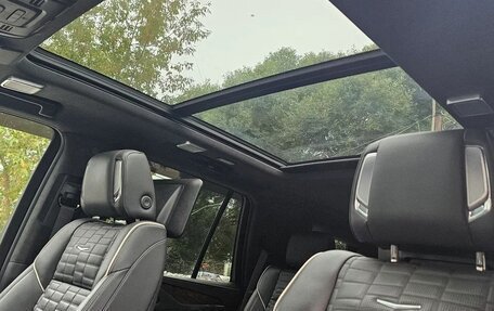 Cadillac Escalade V, 2023 год, 11 000 000 рублей, 37 фотография