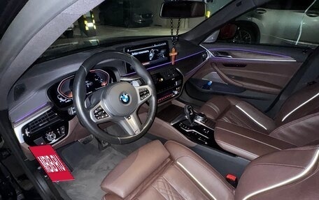 BMW 5 серия, 2021 год, 5 555 000 рублей, 9 фотография