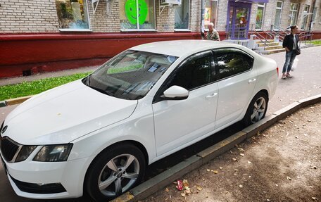 Skoda Octavia, 2018 год, 1 040 000 рублей, 5 фотография