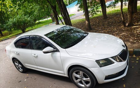 Skoda Octavia, 2018 год, 1 040 000 рублей, 3 фотография