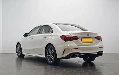 Mercedes-Benz A-Класс, 2022 год, 1 780 000 рублей, 4 фотография