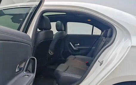Mercedes-Benz A-Класс, 2022 год, 1 780 000 рублей, 16 фотография