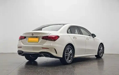 Mercedes-Benz A-Класс, 2022 год, 1 780 000 рублей, 6 фотография