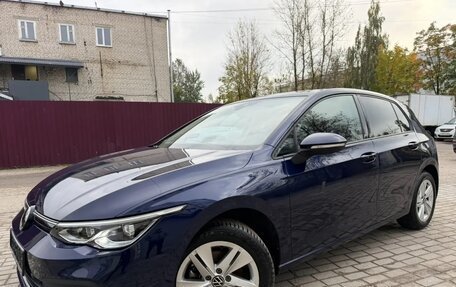 Volkswagen Golf VIII, 2022 год, 2 072 000 рублей, 1 фотография