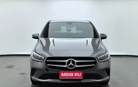 Mercedes-Benz B-Класс, 2021 год, 1 700 000 рублей, 1 фотография