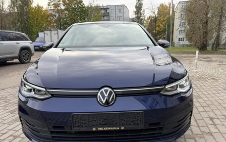 Volkswagen Golf VIII, 2022 год, 2 072 000 рублей, 7 фотография