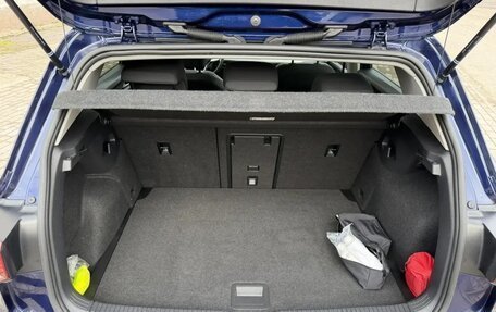 Volkswagen Golf VIII, 2022 год, 2 072 000 рублей, 15 фотография