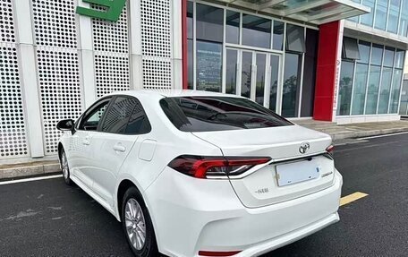 Toyota Corolla, 2023 год, 1 245 000 рублей, 4 фотография