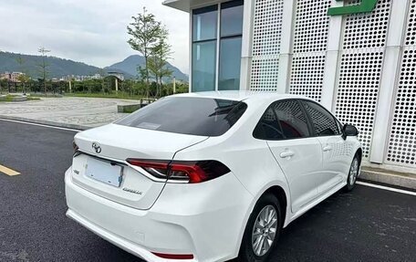Toyota Corolla, 2023 год, 1 245 000 рублей, 6 фотография