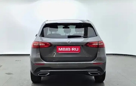 Mercedes-Benz B-Класс, 2021 год, 1 700 000 рублей, 5 фотография