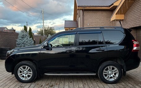 Toyota Land Cruiser Prado 150 рестайлинг 2, 2016 год, 3 800 000 рублей, 17 фотография