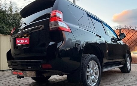 Toyota Land Cruiser Prado 150 рестайлинг 2, 2016 год, 3 800 000 рублей, 11 фотография