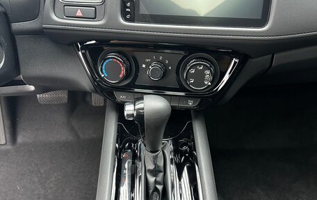 Honda Vezel, 2022 год, 1 701 000 рублей, 9 фотография