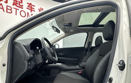 Honda Vezel, 2022 год, 1 701 000 рублей, 10 фотография