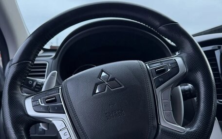 Mitsubishi Pajero Sport III рестайлинг, 2021 год, 3 550 000 рублей, 18 фотография
