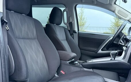 Mitsubishi Pajero Sport III рестайлинг, 2021 год, 3 550 000 рублей, 21 фотография