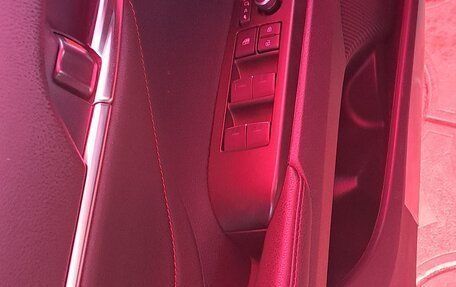 Toyota Camry, 2021 год, 3 850 000 рублей, 12 фотография