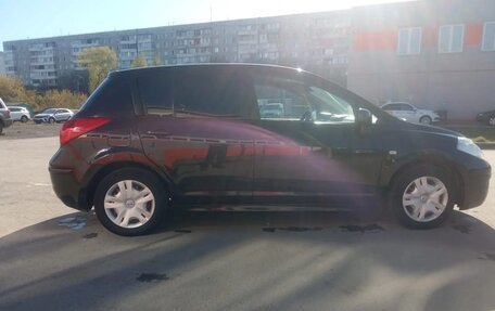 Nissan Tiida, 2010 год, 750 000 рублей, 6 фотография