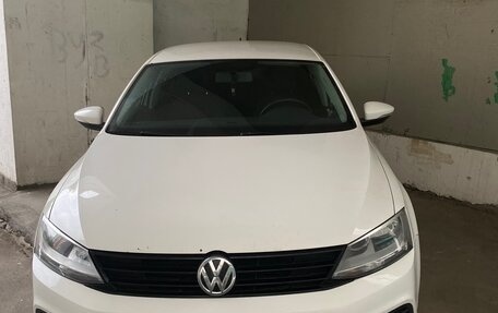 Volkswagen Jetta VI, 2015 год, 930 000 рублей, 2 фотография
