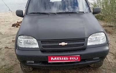 Chevrolet Niva I рестайлинг, 2004 год, 385 000 рублей, 1 фотография