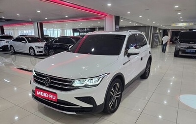 Volkswagen Tiguan II, 2023 год, 3 210 000 рублей, 1 фотография