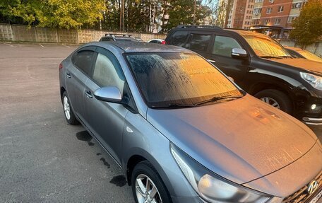 Hyundai Solaris II рестайлинг, 2017 год, 1 300 000 рублей, 2 фотография