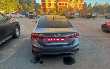 Hyundai Solaris II рестайлинг, 2017 год, 1 300 000 рублей, 3 фотография