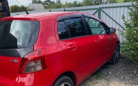 Toyota Yaris III рестайлинг, 2008 год, 790 000 рублей, 3 фотография