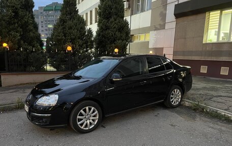 Volkswagen Jetta VI, 2010 год, 690 000 рублей, 16 фотография