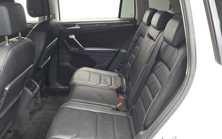 Volkswagen Tiguan II, 2019 год, 1 989 000 рублей, 9 фотография