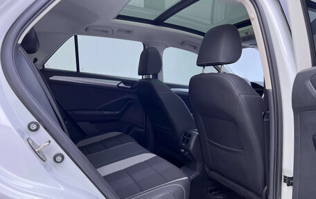 Volkswagen T-Roc I, 2023 год, 1 416 009 рублей, 14 фотография