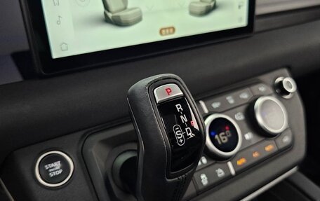 Land Rover Defender II, 2023 год, 7 617 000 рублей, 10 фотография