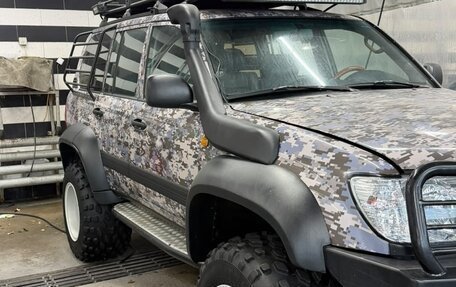Toyota Land Cruiser 100 рестайлинг 2, 2007 год, 3 200 000 рублей, 2 фотография