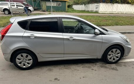 Hyundai Solaris II рестайлинг, 2011 год, 599 000 рублей, 6 фотография