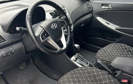 Hyundai Solaris II рестайлинг, 2011 год, 599 000 рублей, 10 фотография