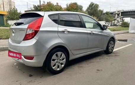 Hyundai Solaris II рестайлинг, 2011 год, 599 000 рублей, 5 фотография
