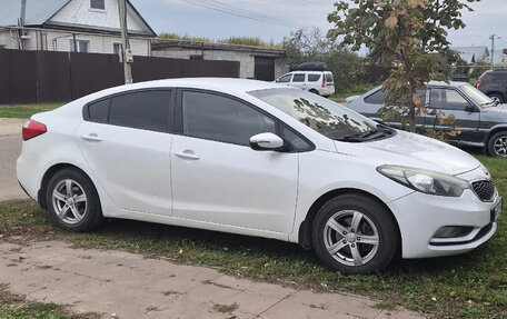KIA Cerato III, 2015 год, 700 000 рублей, 2 фотография