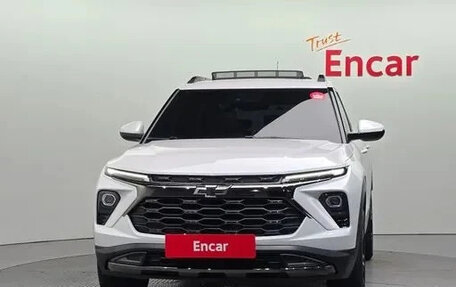 Chevrolet TrailBlazer, 2023 год, 1 450 000 рублей, 2 фотография