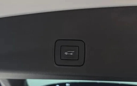 Chevrolet TrailBlazer, 2023 год, 1 450 000 рублей, 31 фотография