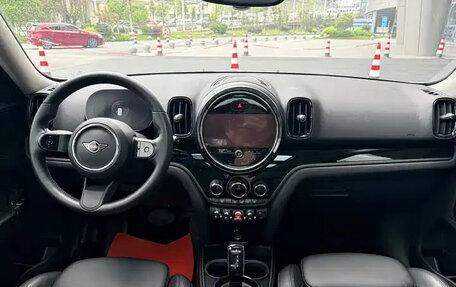 MINI Countryman II (F60), 2021 год, 1 959 000 рублей, 8 фотография