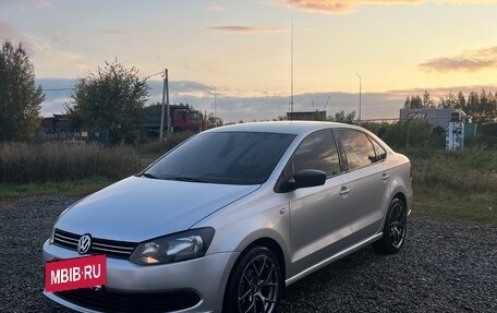 Volkswagen Polo VI (EU Market), 2012 год, 580 000 рублей, 4 фотография