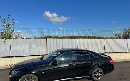Mercedes-Benz E-Класс, 2010 год, 1 200 000 рублей, 2 фотография