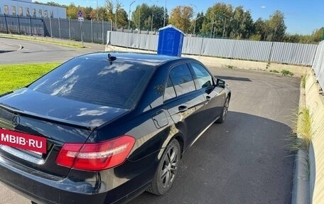 Mercedes-Benz E-Класс, 2010 год, 1 200 000 рублей, 4 фотография