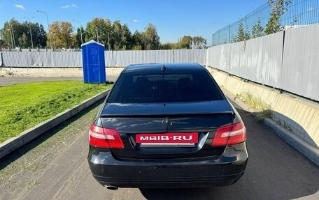 Mercedes-Benz E-Класс, 2010 год, 1 200 000 рублей, 3 фотография