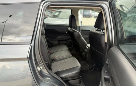 Mitsubishi Outlander III рестайлинг 3, 2020 год, 2 550 000 рублей, 11 фотография