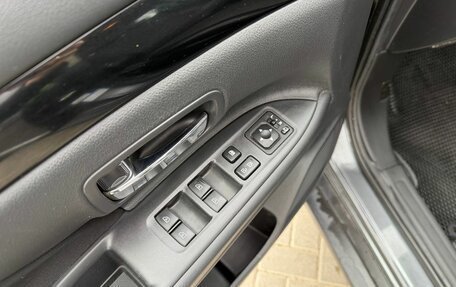 Mitsubishi Outlander III рестайлинг 3, 2020 год, 2 550 000 рублей, 16 фотография