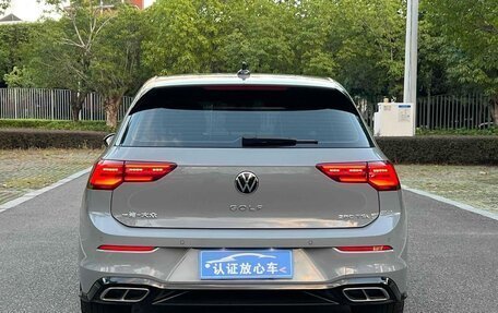 Volkswagen Golf VIII, 2022 год, 1 744 000 рублей, 5 фотография