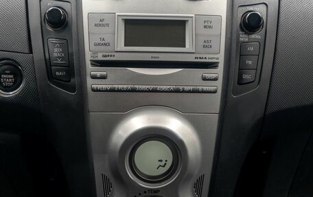 Toyota Yaris III рестайлинг, 2008 год, 549 900 рублей, 13 фотография